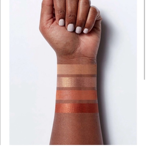 NIB Floss Eyeshadow Squad In Just Peachy - Picture 2 of 10